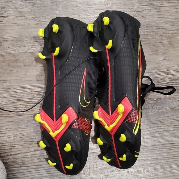 RARE Nike NIKE MERCURIAL VAPOR 14 ACADEMY SOCCER CLEATS